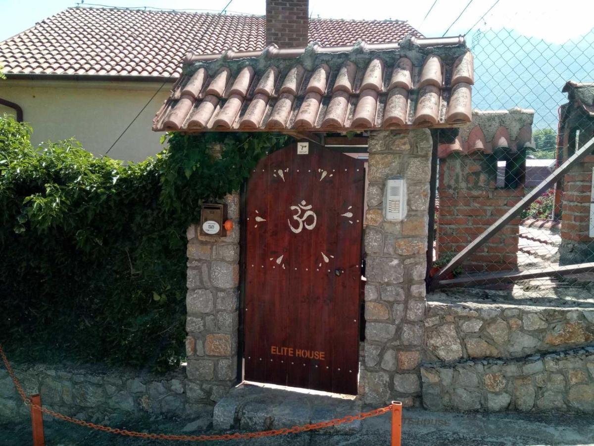 Hotel Yard House Trpejca à Ohrid Extérieur photo